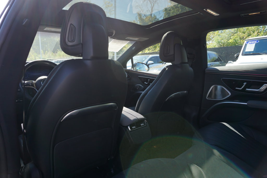 Used 2024 Mercedes-Benz EQS 450+ Sedan image 25