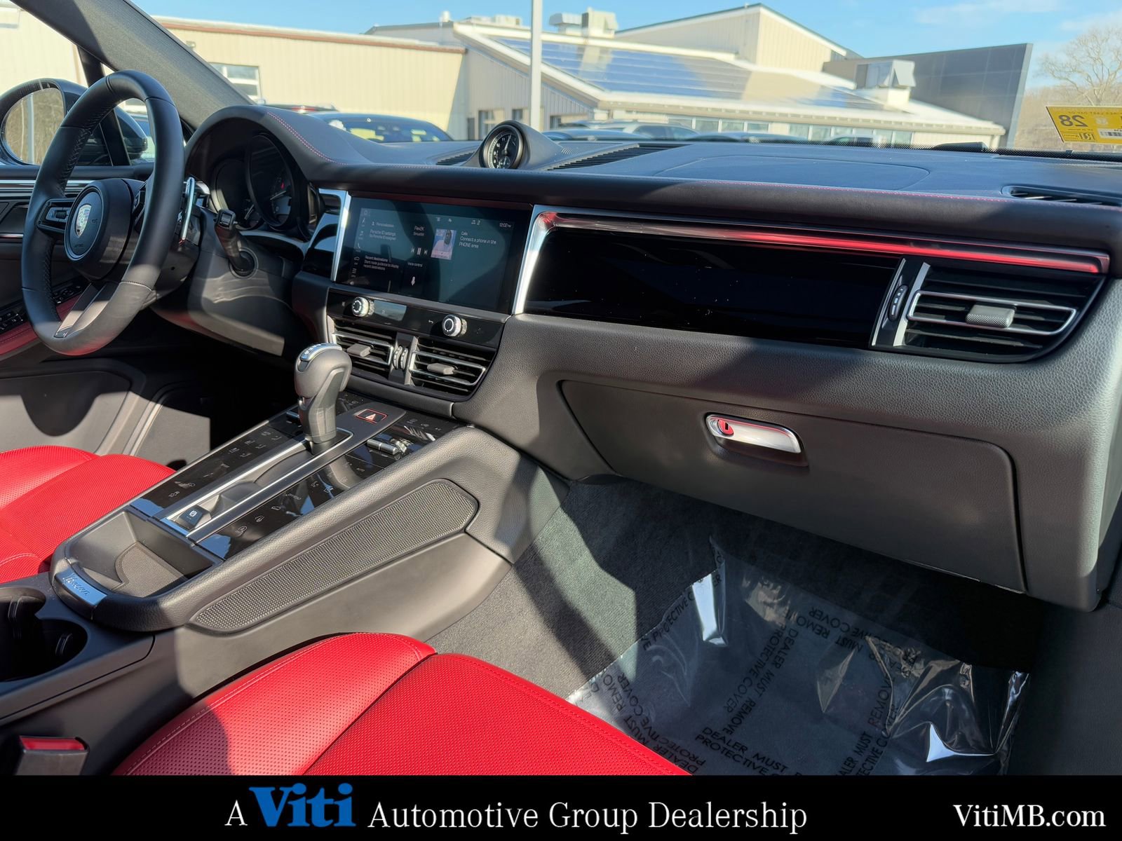 Used 2024 Porsche Macan S image 29