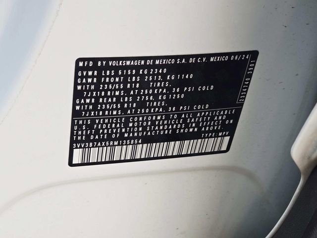 Used 2024 Volkswagen Tiguan Wolfsburg Edition image 29