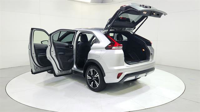 Used 2025 Mitsubishi Eclipse Cross SE image 31