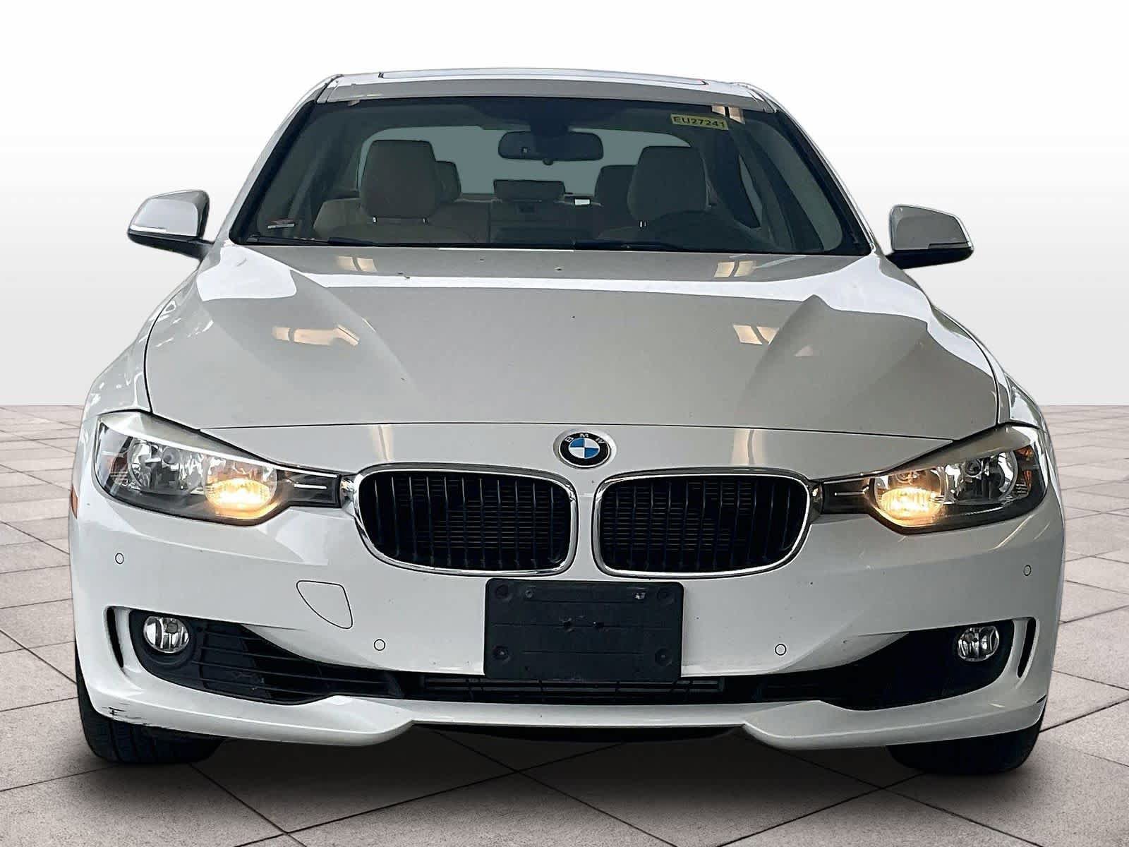 Used 2015 BMW 328i xDrive Sedan AWD/4WD image 3