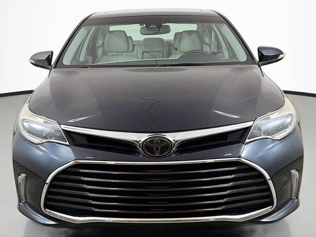 Used 2018 Toyota Avalon Limited w/ All Weather Liner Package FWD image 17