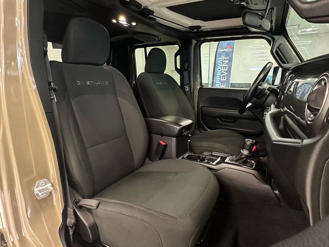 Used 2020 Jeep Gladiator Overland w/ LED Lighting Group image 25