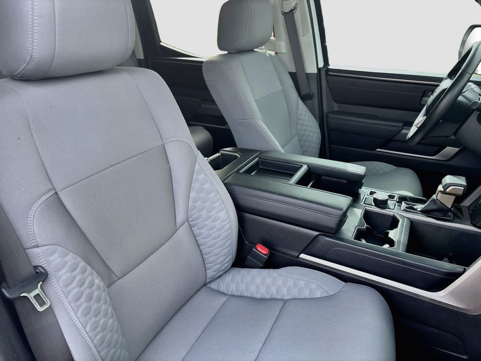 Used 2024 Toyota Tundra SR5 AWD/4WD image 27