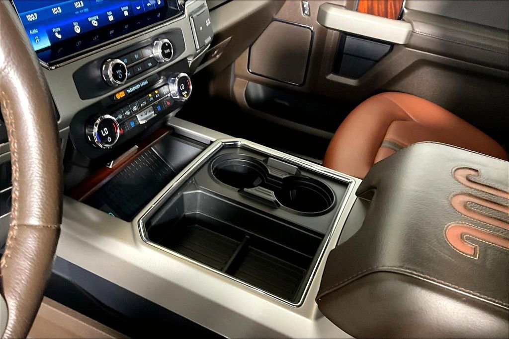 Used 2022 Ford F250 King Ranch w/ King Ranch Ultimate Package AWD/4WD image 13