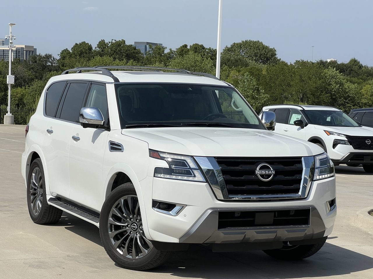 Used 2024 Nissan Armada Platinum w/ Cargo Package RWD image 2