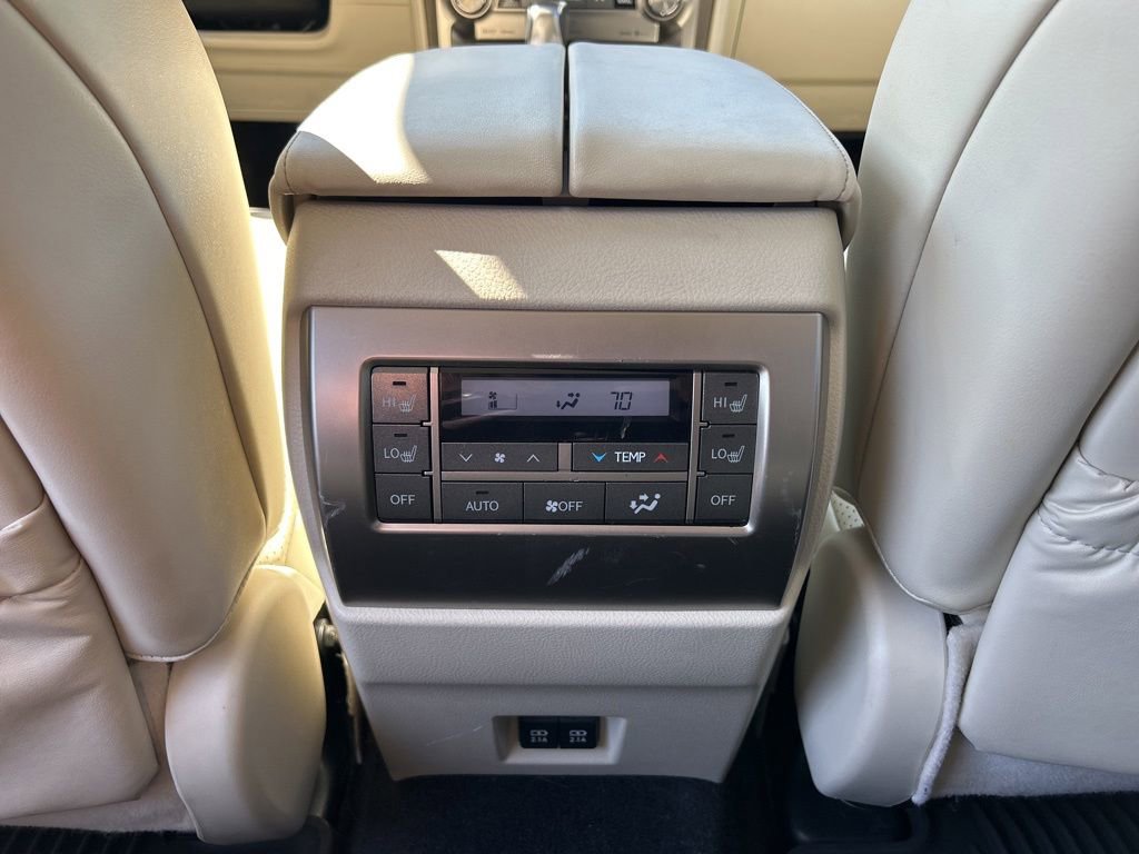 Used 2021 Lexus GX 460 Luxury w/ Accessory Package AWD/4WD image 40