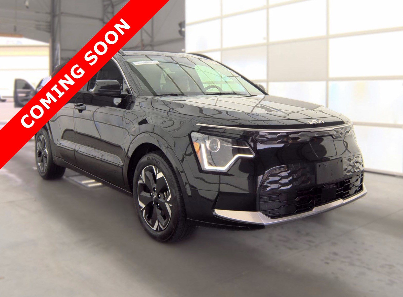 Used 2023 Kia Niro Wind w/ Wind Preserve Package FWD image 3