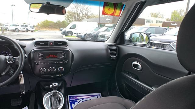 Used 2016 Kia Soul FWD image 21