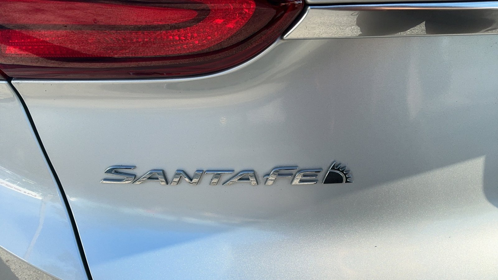 Used 2019 Hyundai Santa Fe SE FWD image 19