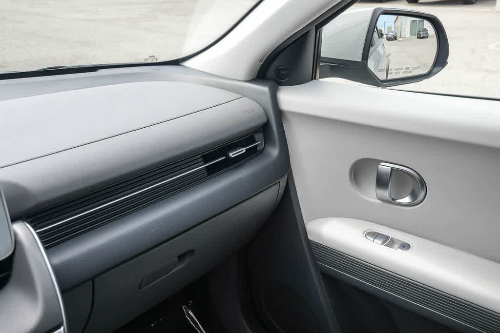 Used 2024 Hyundai Ioniq 5 SE RWD image 22