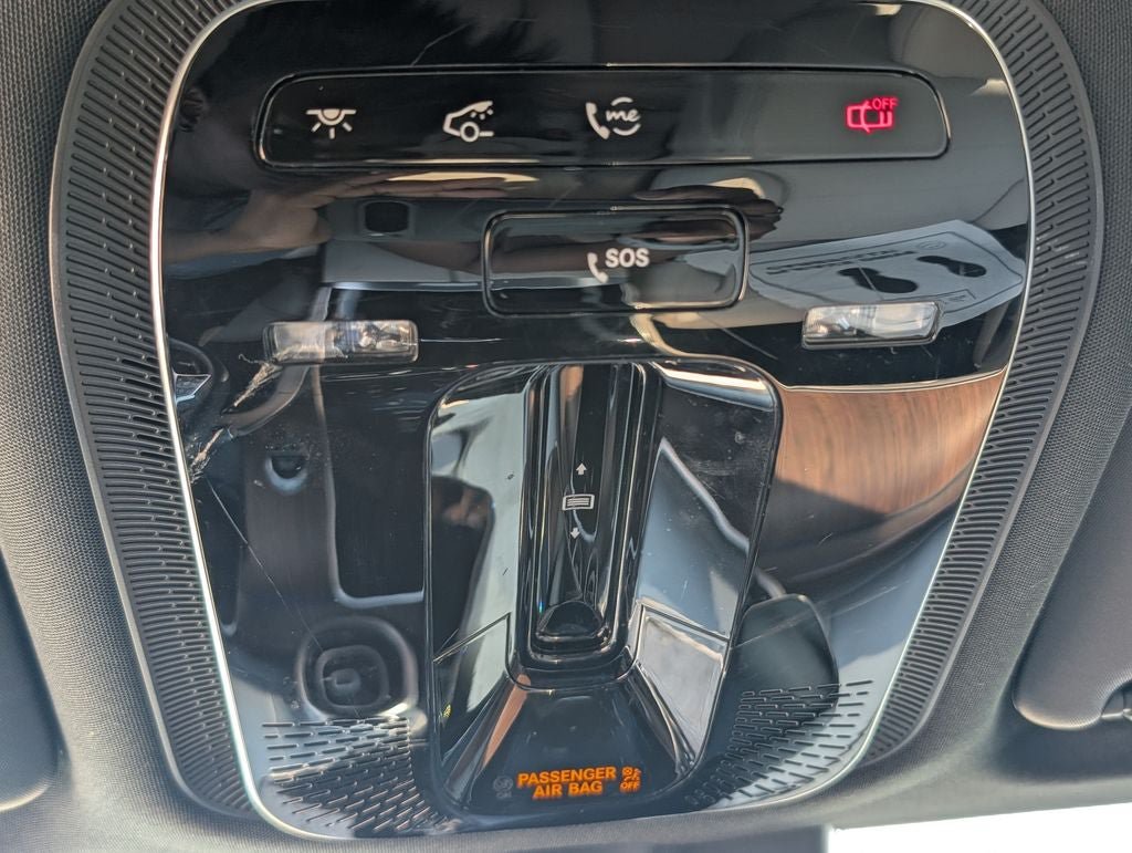 Used 2024 Mercedes-Benz GLC 300 4MATIC image 21