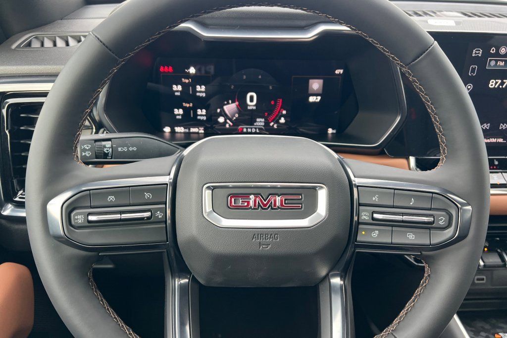 New 2026 GMC Canyon AT4 w/ Technology Plus Package image 20