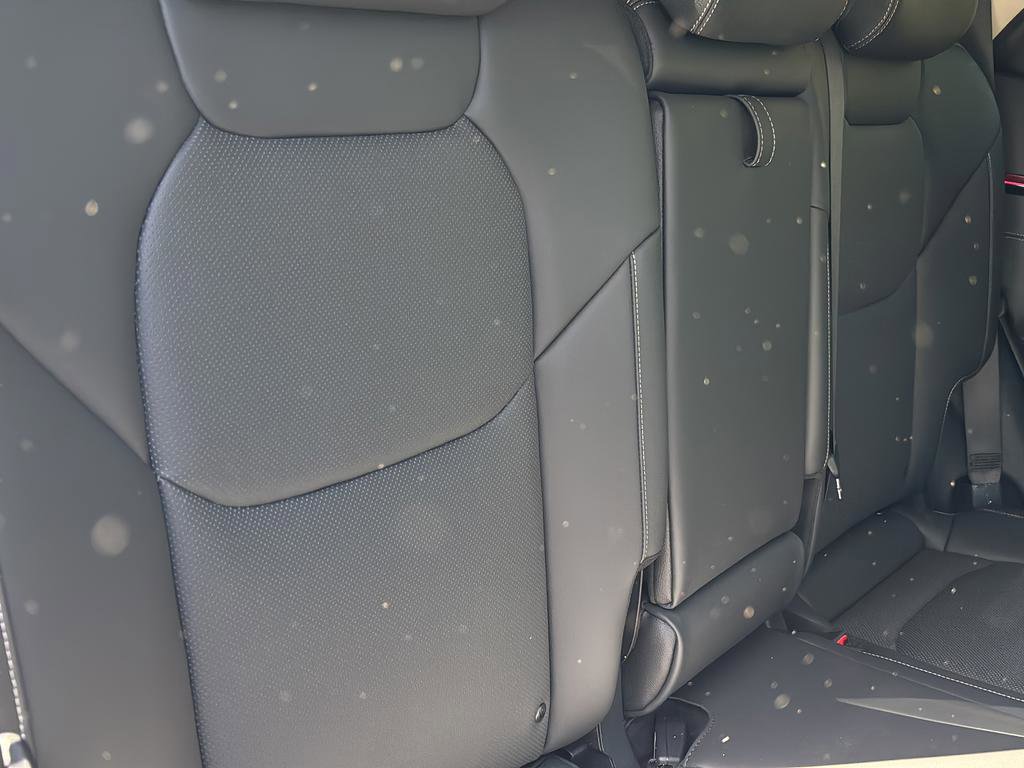 Certified 2026 Genesis GV70 2.5T image 36