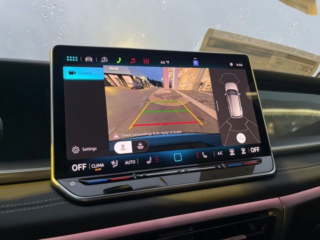 New 2026 Volkswagen Tiguan SE R-Line FWD image 9