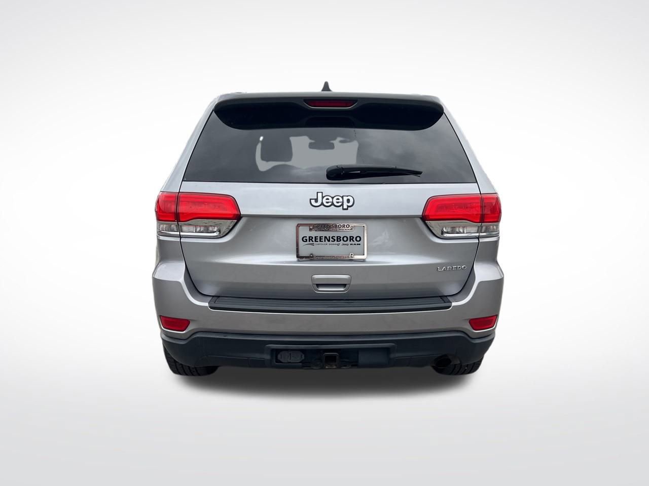 Used 2014 Jeep Grand Cherokee Laredo w/ 18" Wheel & 8.4" Radio Group image 4