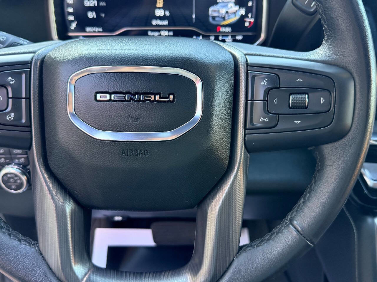 Used 2024 GMC Sierra 3500 Denali Ultimate AWD/4WD image 28