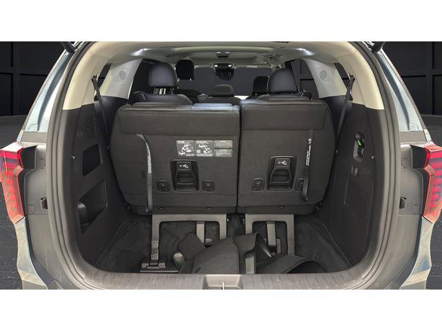 Used 2025 Kia Carnival SX Prestige FWD image 28