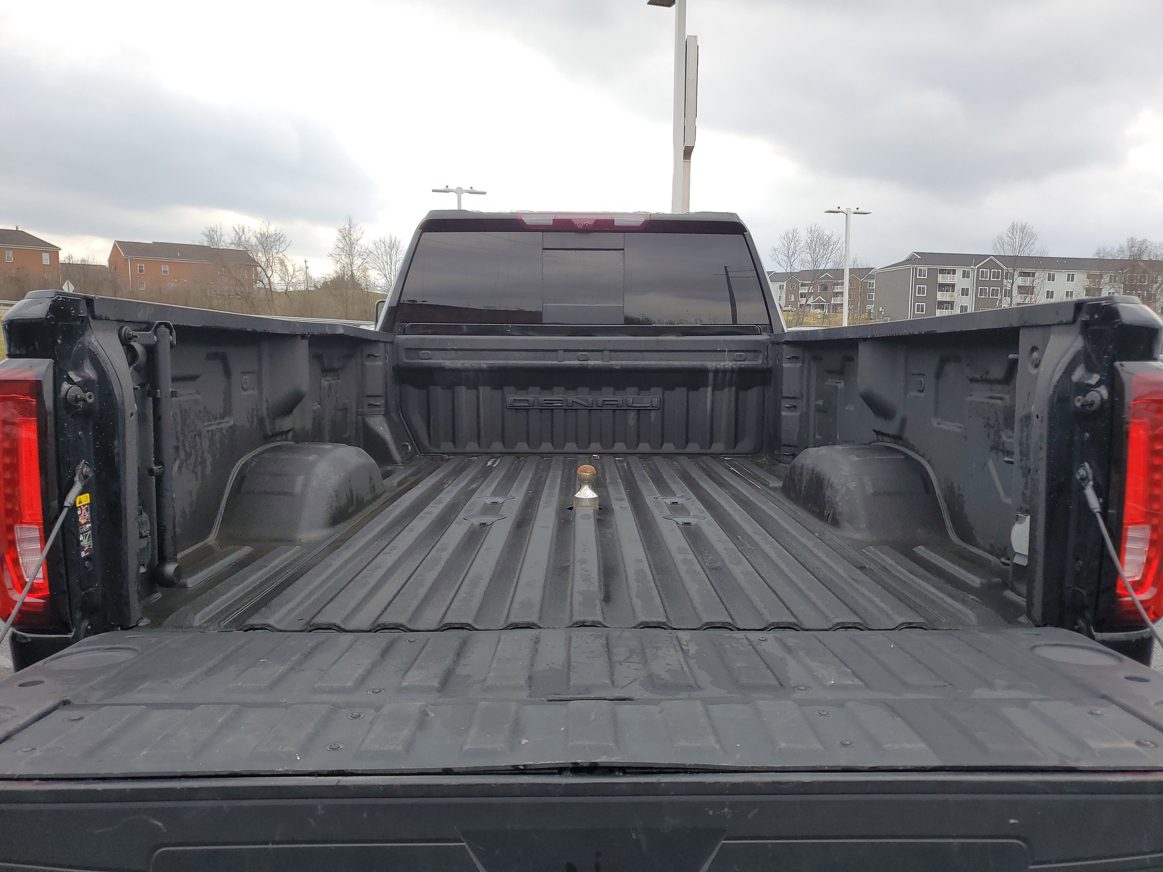 Used 2022 GMC Sierra 3500 Denali w/ Denali Ultimate Package image 11