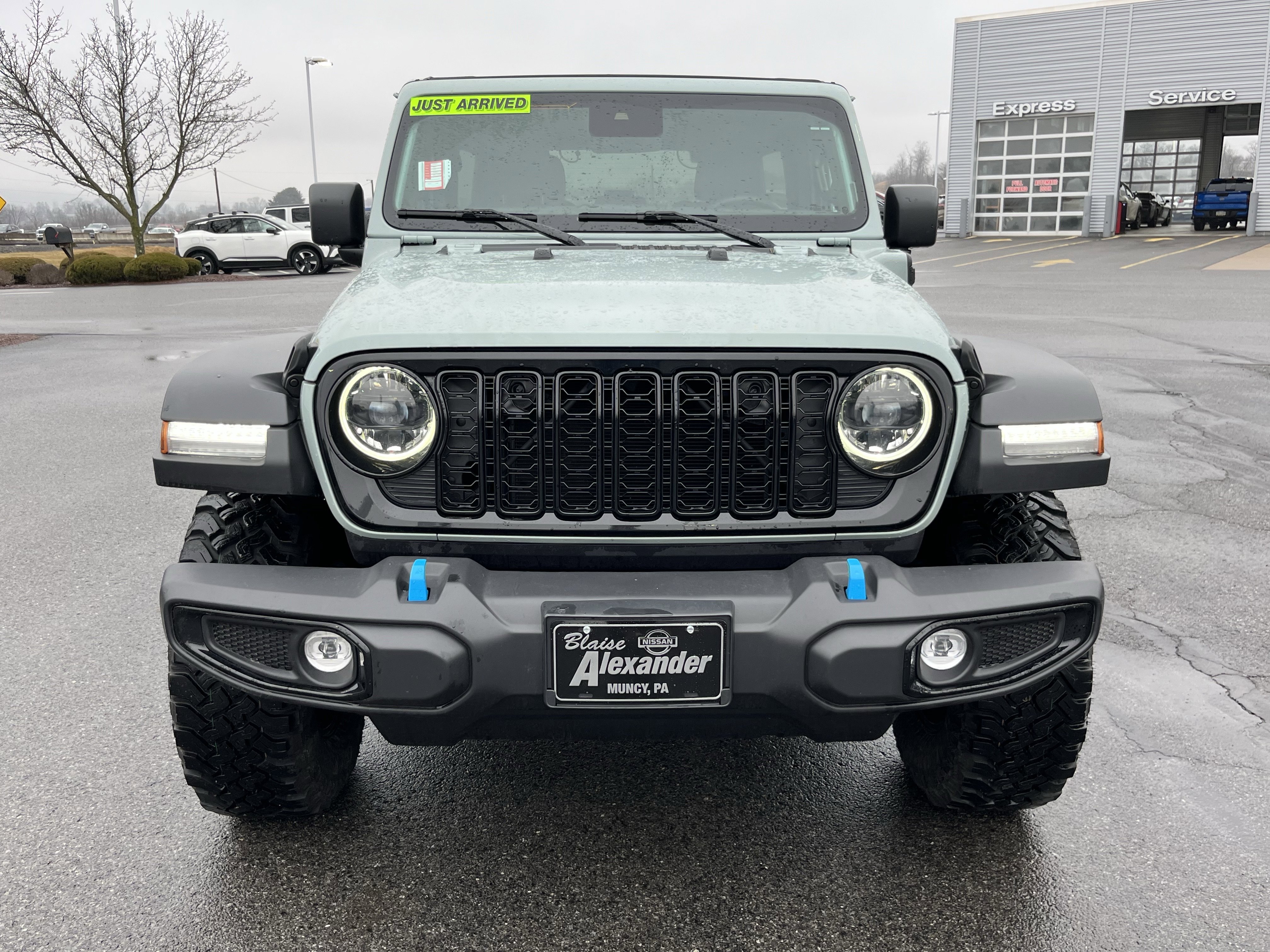 Used 2024 Jeep Wrangler Willys 4xe image 9