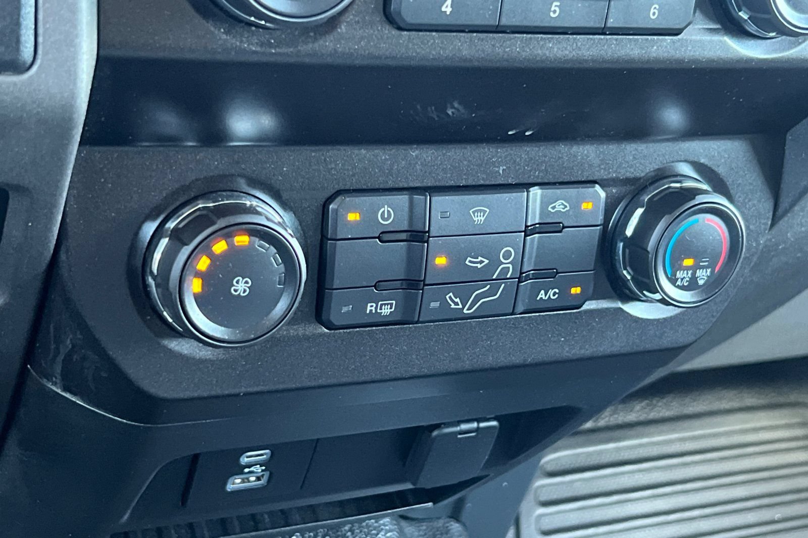 Certified 2022 Ford F250 XL w/ STX Appearance Package RWD image 21
