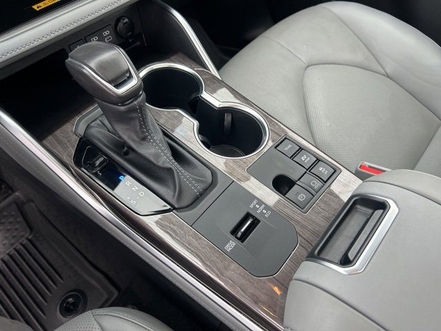 Used 2023 Toyota Highlander Platinum image 29