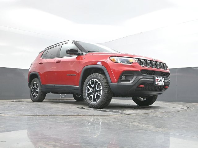 New 2026 Jeep Compass Trailhawk w/ Trailer Tow Group AWD/4WD image 41