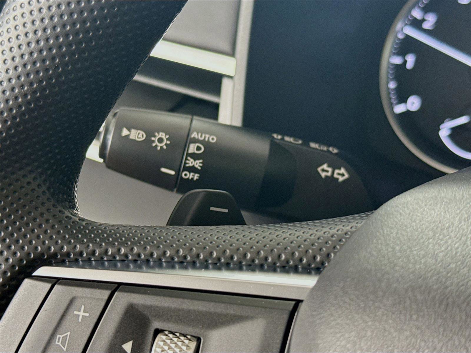 New 2026 Mitsubishi Outlander ES FWD image 5