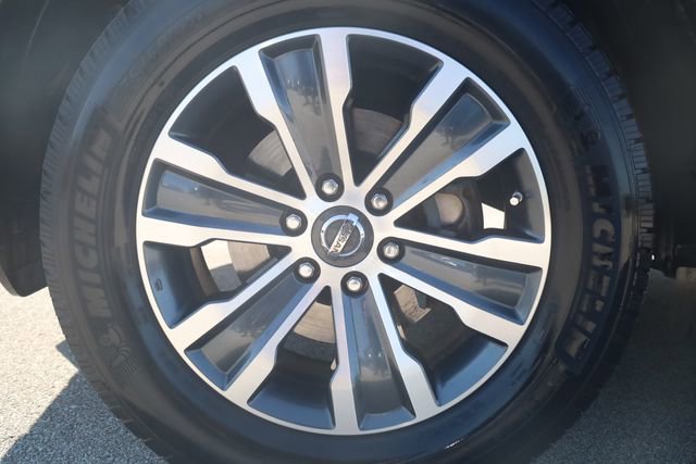 Used 2019 Nissan Armada SL w/ Premium Package image 7