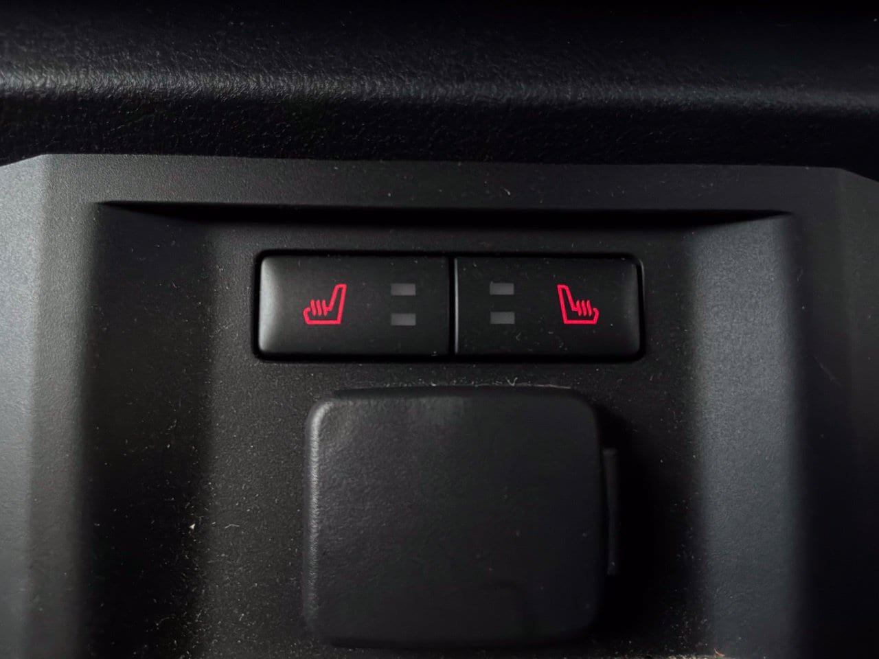 Used 2022 Ford F150 Lariat w/ Equipment Group 502A High AWD/4WD image 17