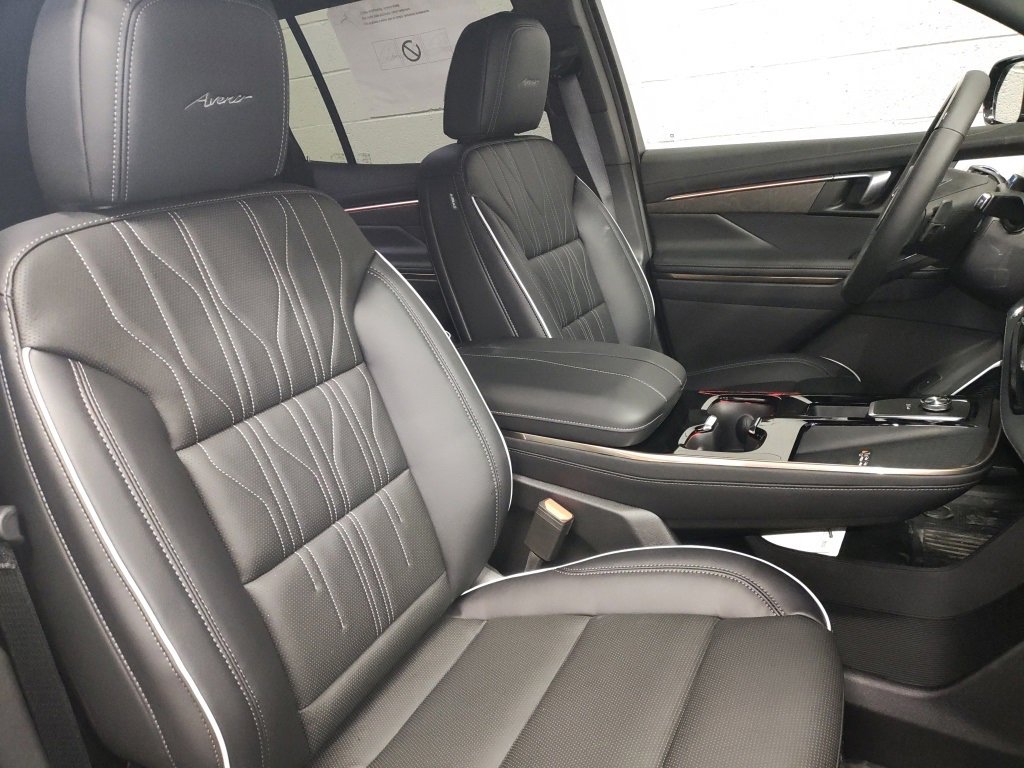 New 2026 Buick Enclave Avenir w/ Super Cruise Package image 9