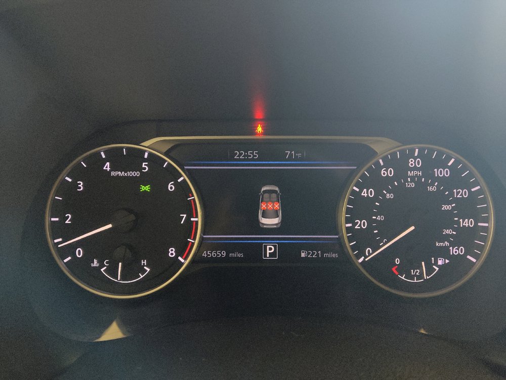 Used 2025 Nissan Sentra SV FWD image 23