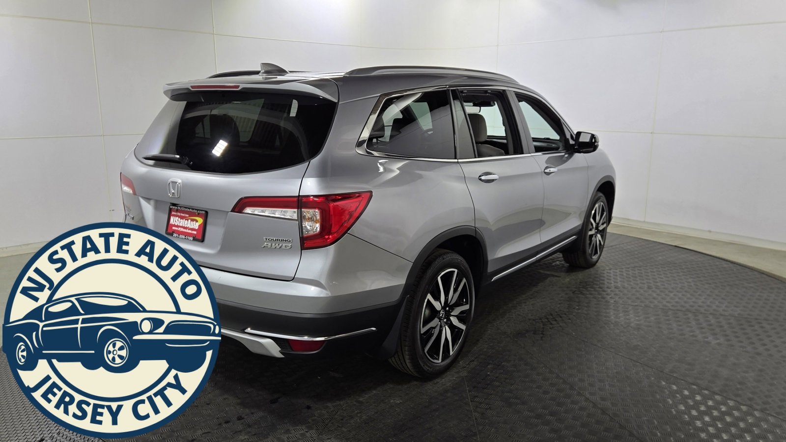 Used 2020 Honda Pilot Touring image 7