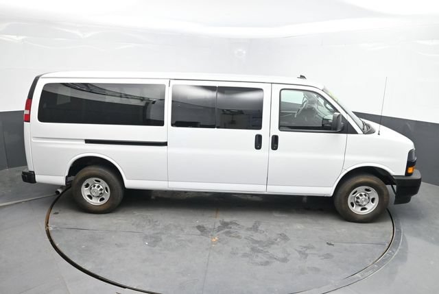 Used 2024 Chevrolet Express 3500 LS RWD image 32