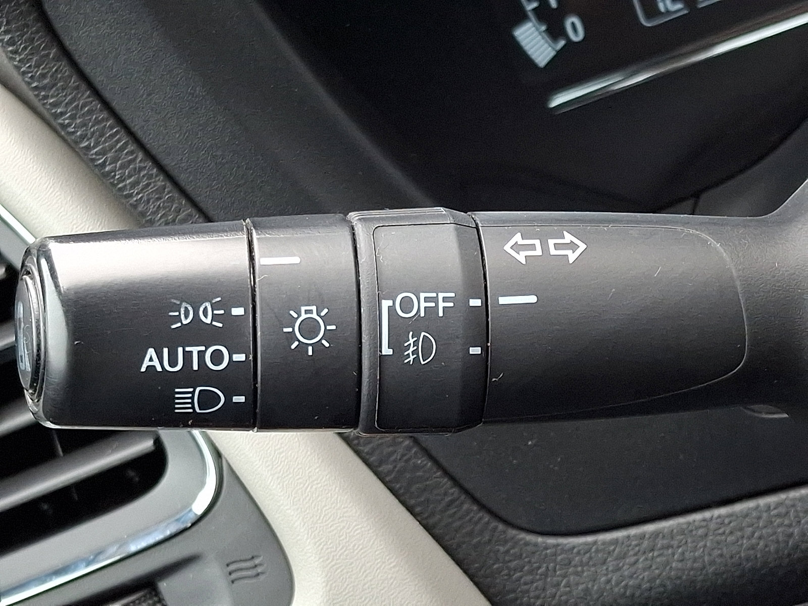 Used 2021 Honda HR-V EX image 27