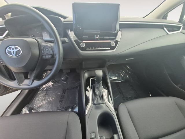Used 2025 Toyota Corolla LE FWD image 11
