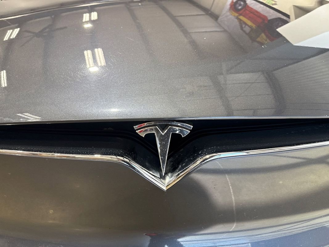 Used 2020 Tesla Model X image 57