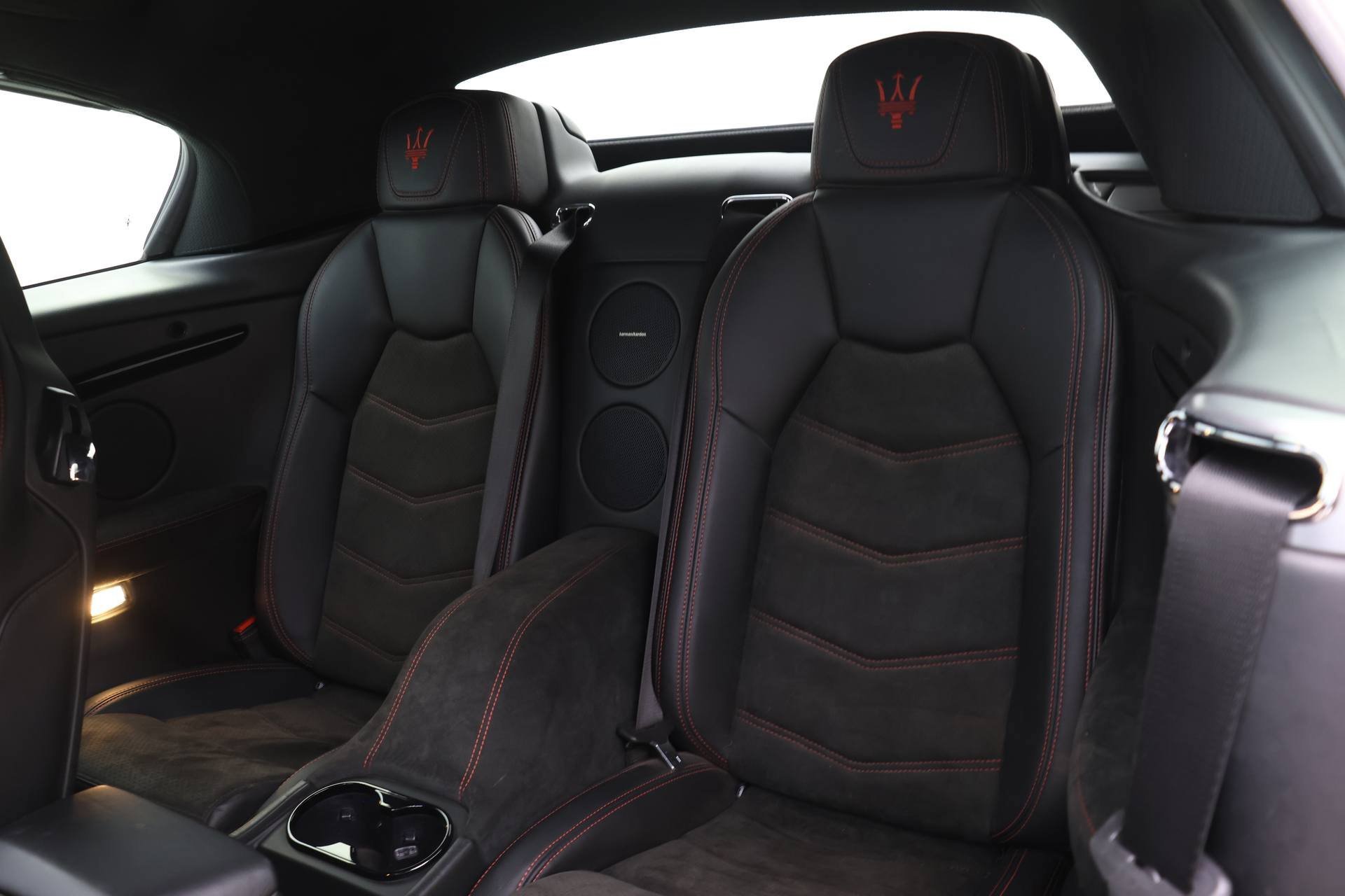 Used 2018 Maserati GranTurismo Sport image 12