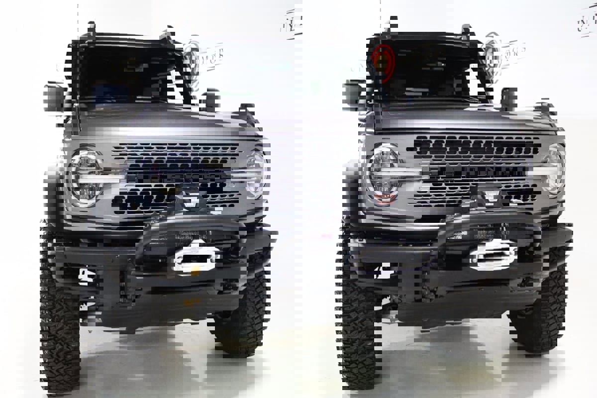 Used 2024 Ford Bronco Everglades image 34