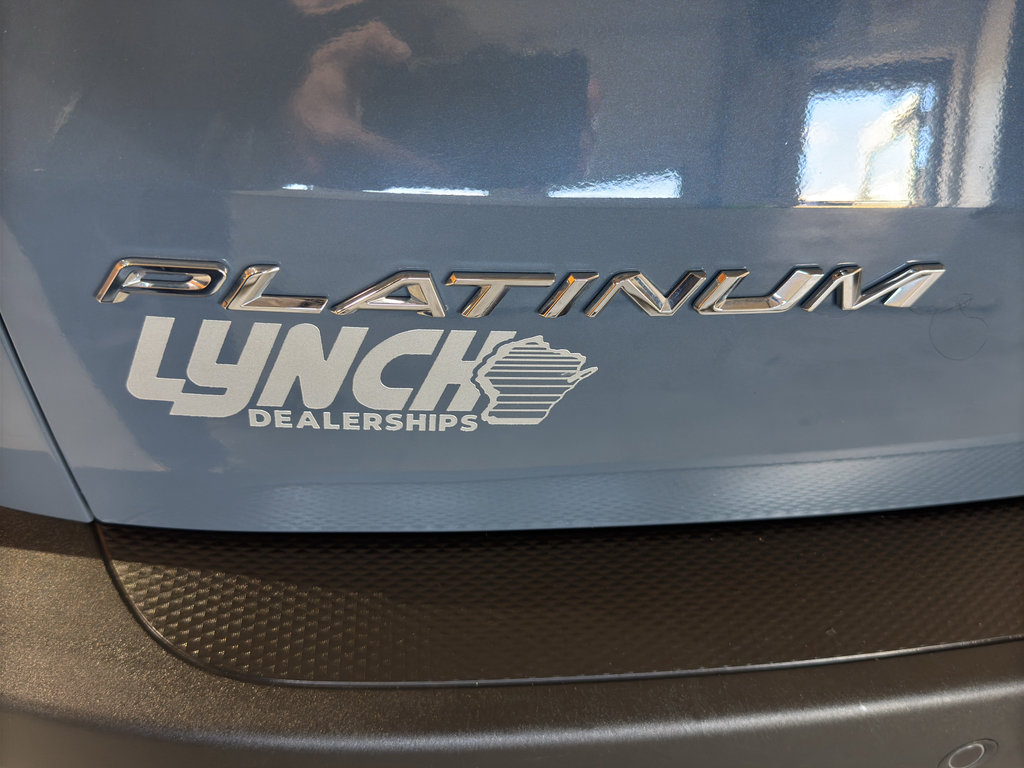 Used 2025 Ford Escape Platinum image 10