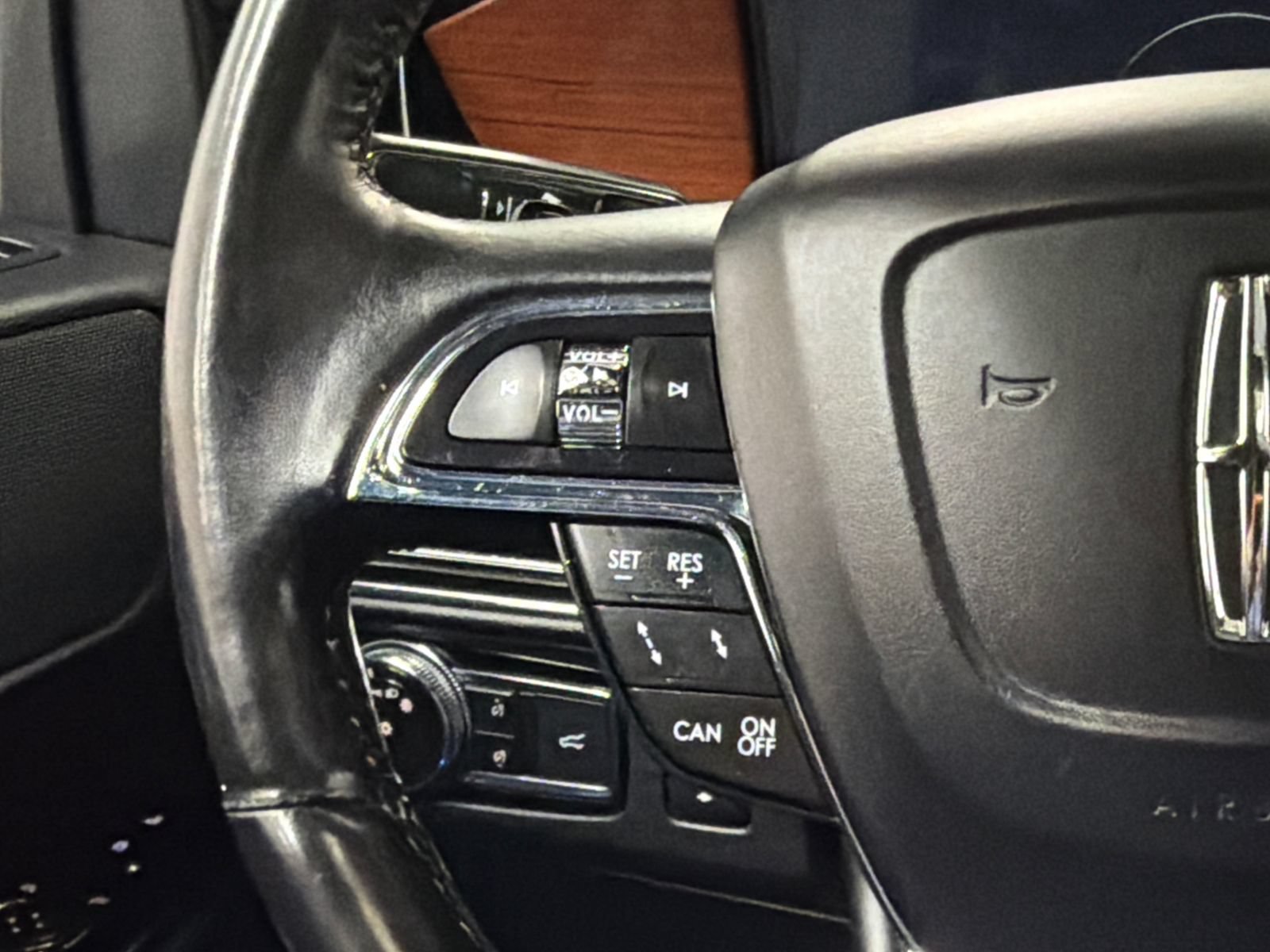 Used 2020 Lincoln Navigator Reserve AWD/4WD image 24