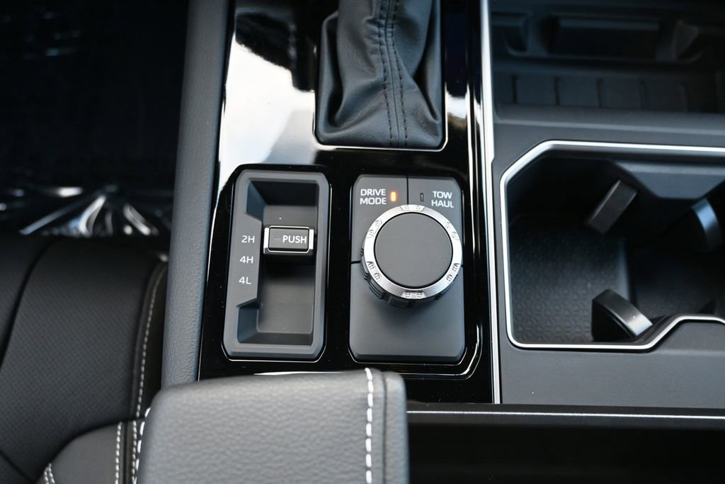 New 2026 Toyota Tundra Limited AWD/4WD image 21