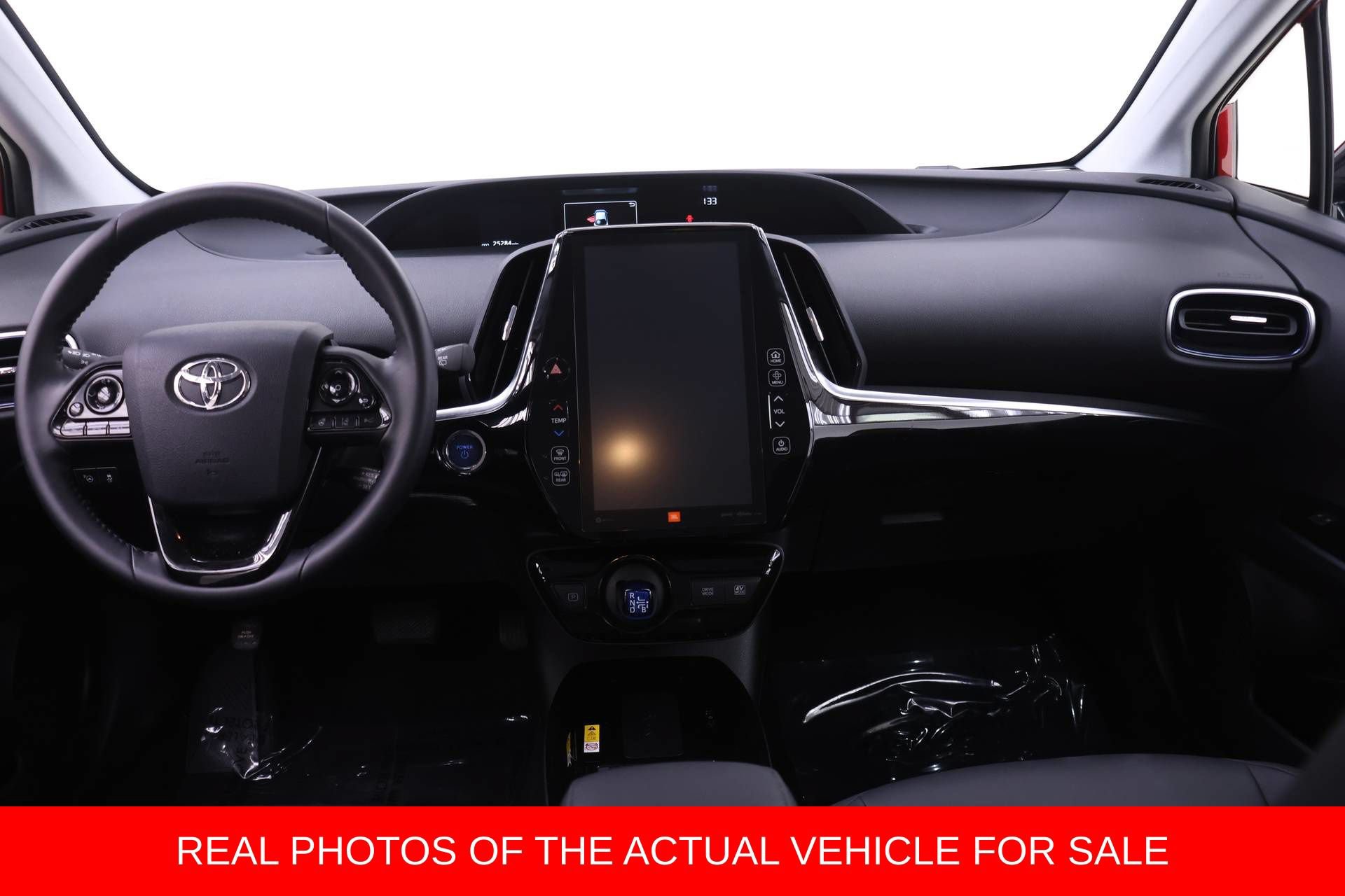 Certified 2019 Toyota Prius Limited w/ Premium Convenience Package FWD image 6