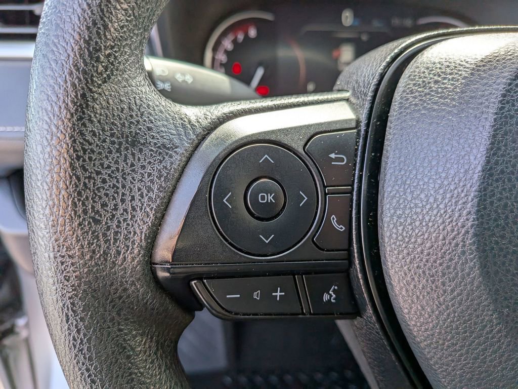 Used 2024 Toyota RAV4 XLE image 16