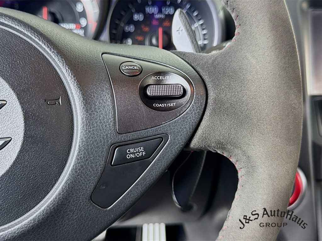 Used 2019 Nissan 370Z NISMO RWD image 14