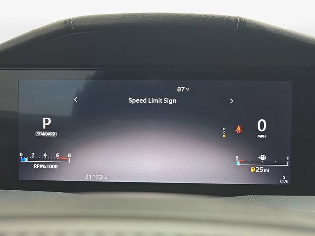 Used 2025 Nissan Murano Platinum AWD/4WD image 19