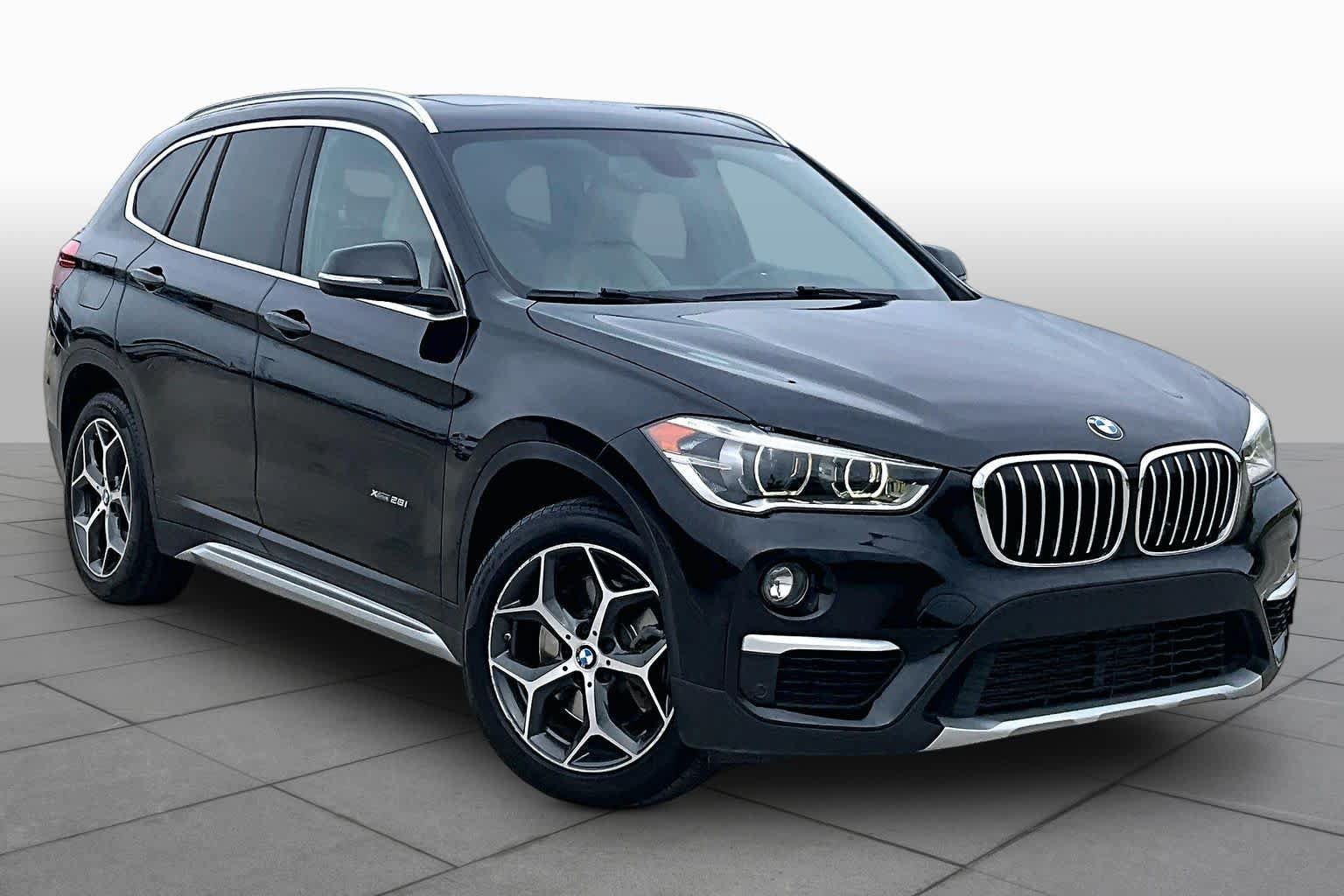 Used 2018 BMW X1 xDrive28i AWD/4WD image 2