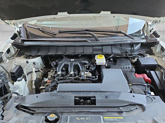 Used 2024 Nissan Pathfinder SV FWD image 22