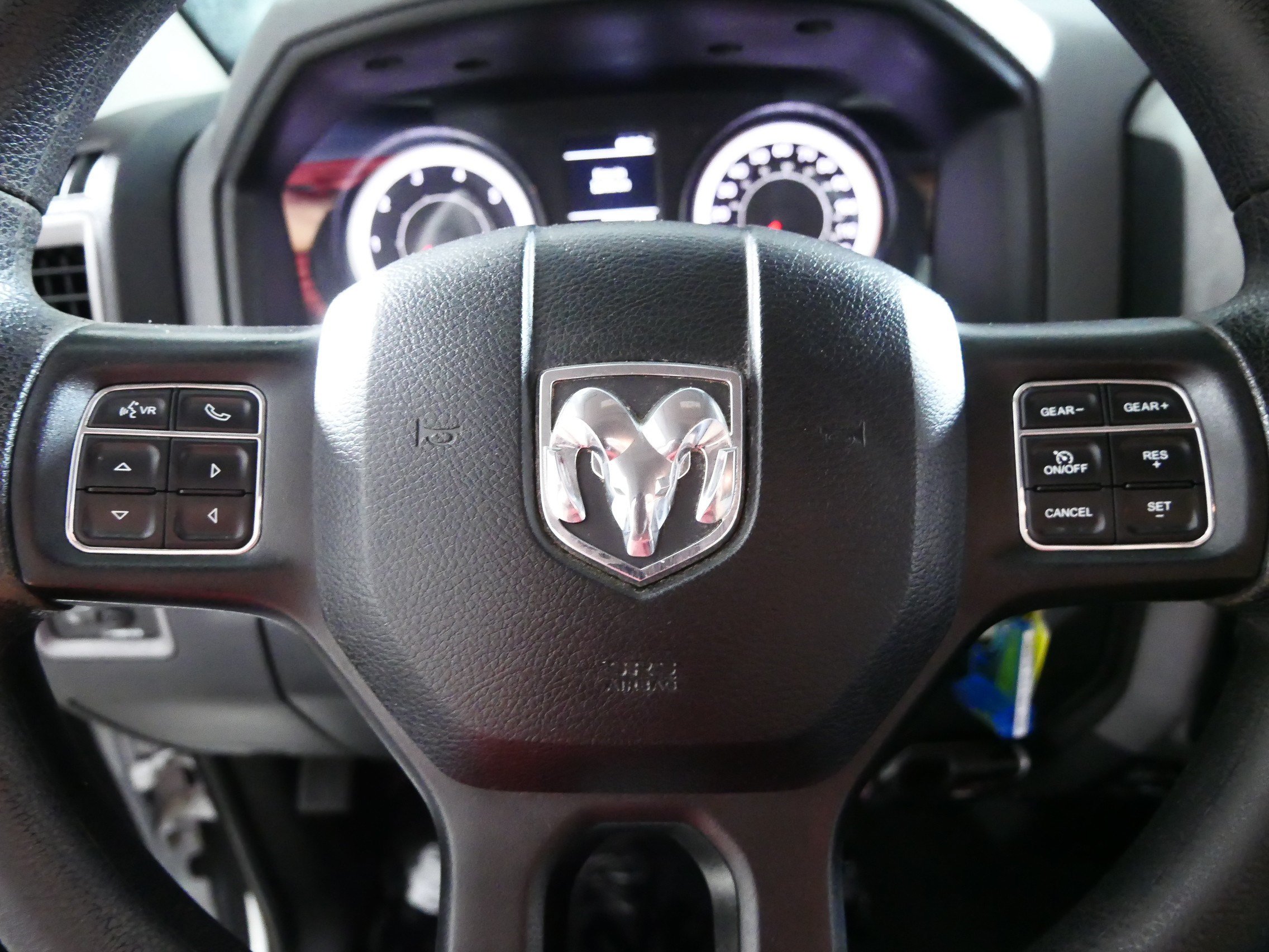 Used 2016 RAM 1500 Express AWD/4WD image 25