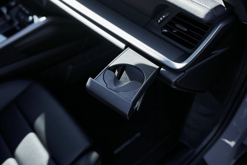 Used 2024 Porsche 911 Carrera S w/ Sport Package image 32